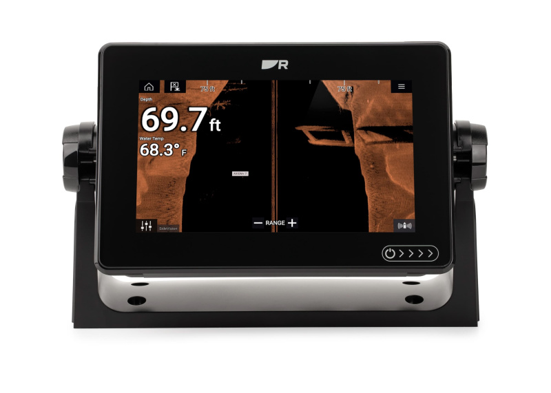 Raymarine AXIOM+ 7 дисплей без встроеного холота